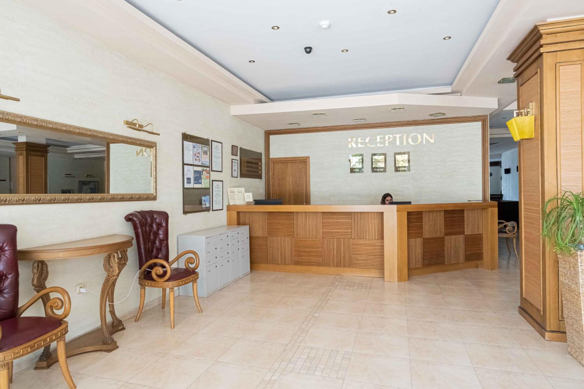 Първа Линия Хотел С Адрес К-С Реджина Маре Царево Tsarévo Extérieur photo