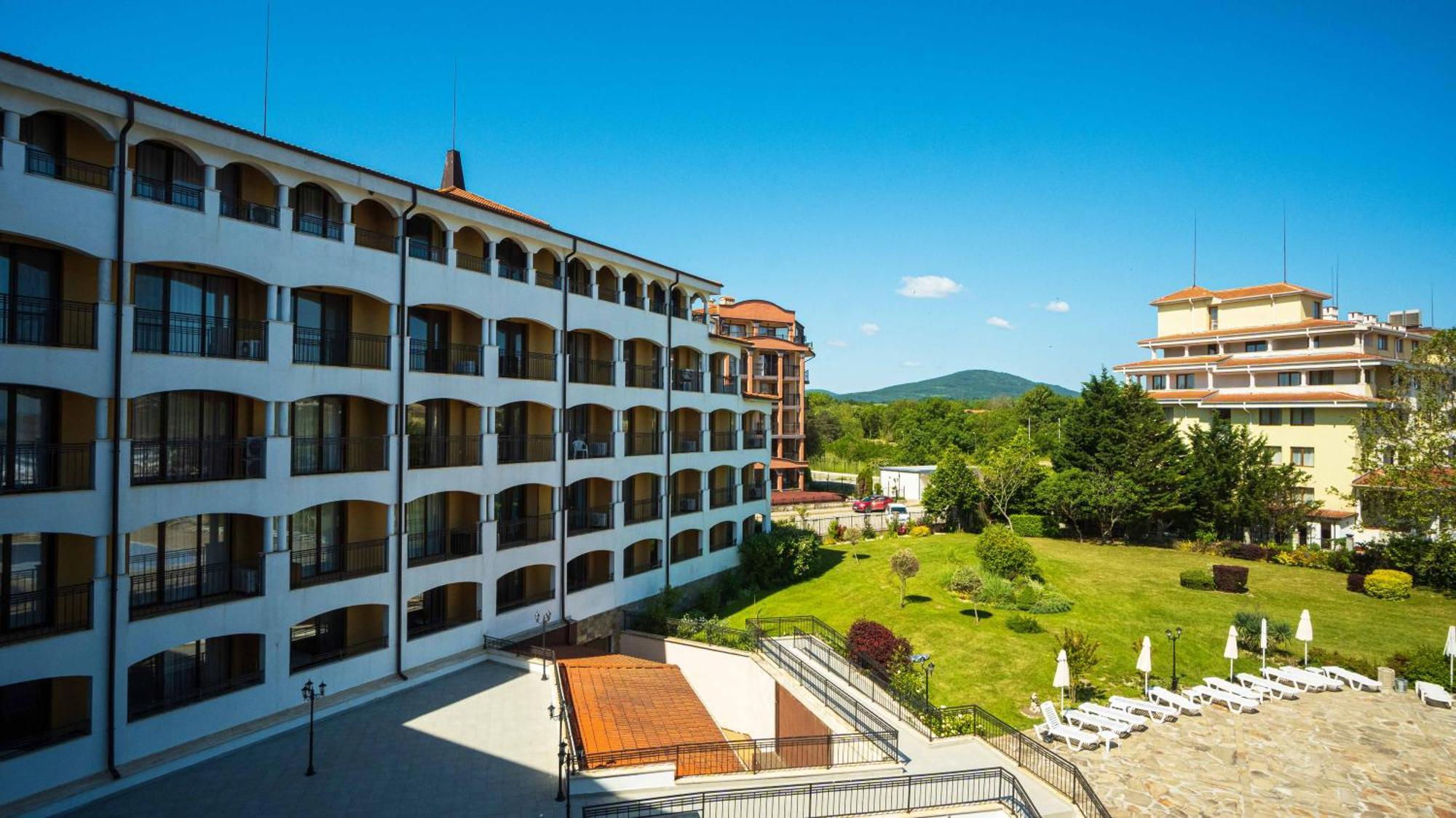 Първа Линия Хотел С Адрес К-С Реджина Маре Царево Tsarévo Extérieur photo