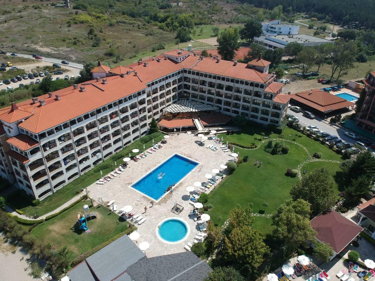 Първа Линия Хотел С Адрес К-С Реджина Маре Царево Tsarévo Extérieur photo